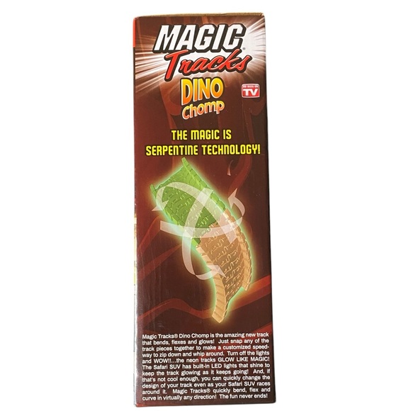 Magic Tracks Dino Chomp - Glow in the Dark Tracks - Picture 4 of 5